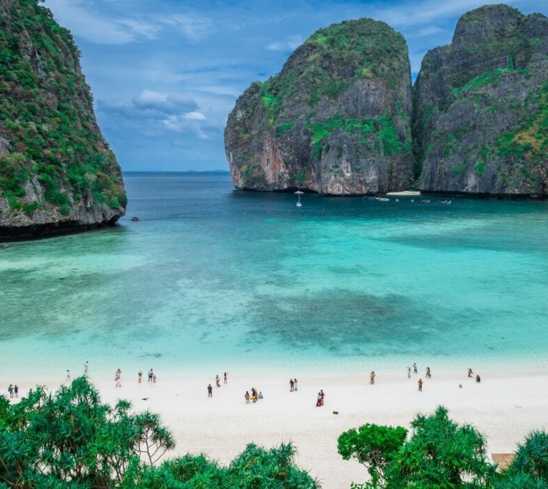 Phi phi